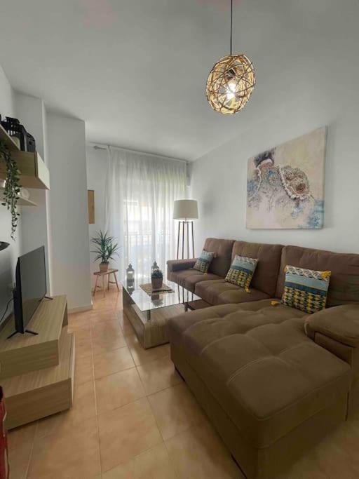 Apartamento Centro De Aguilas. エクステリア 写真